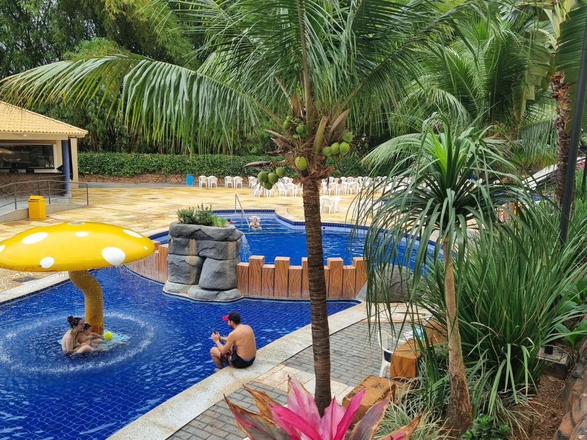Aparthotel Flat 317 Golden Dolphin Express Caldas Novas Exterior foto